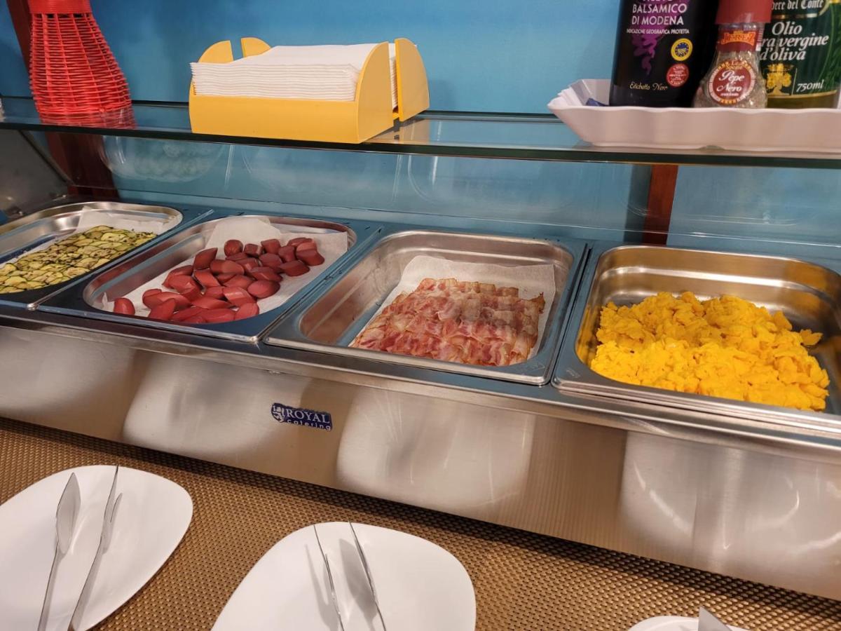 Si Rimini Hotel מראה חיצוני תמונה